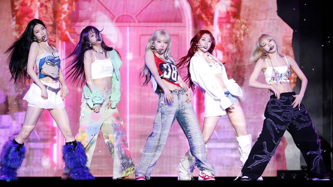 LE SSERAFIM COMEBACK SHOWCASE &lsquo;EASY&rsquo; - 剧照