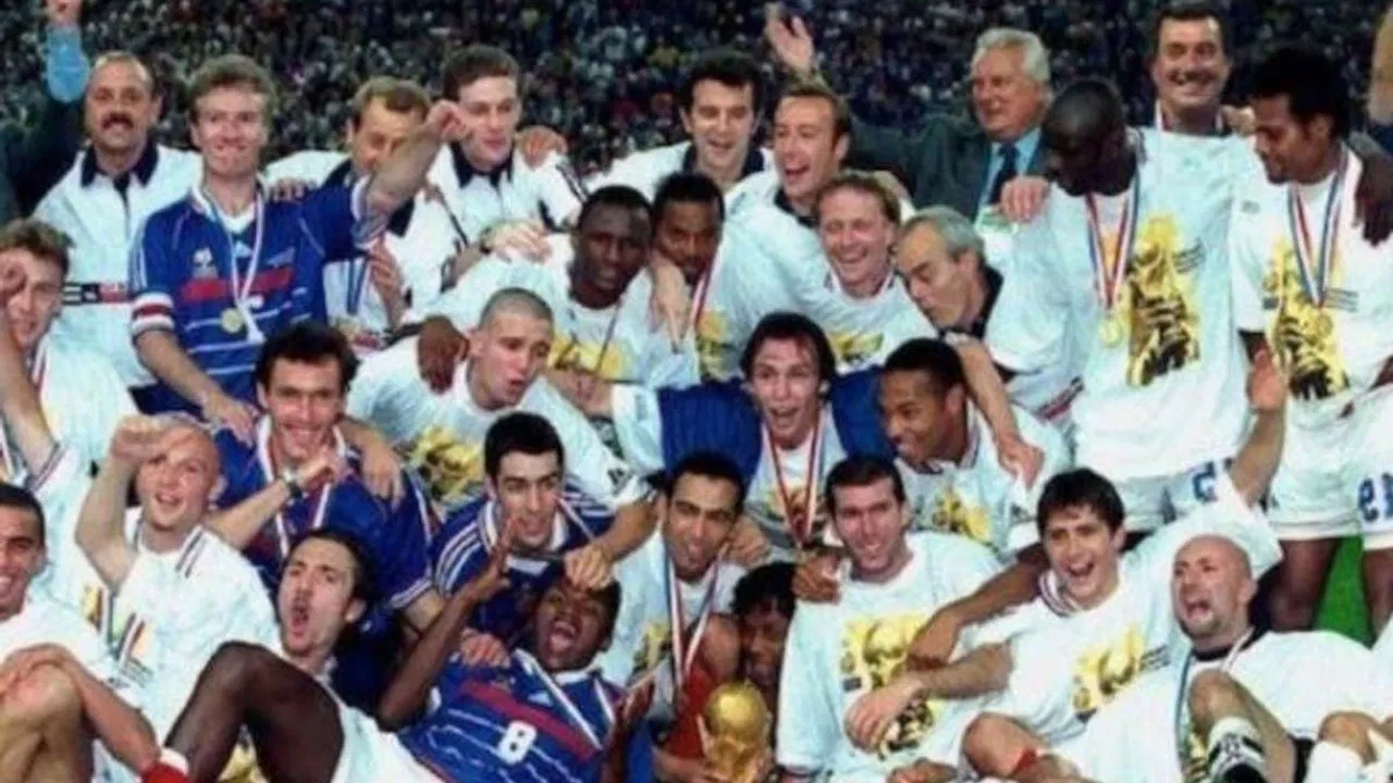 Les yeux dans les Bleus - 剧照
