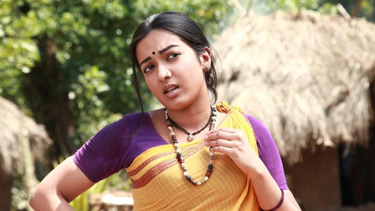 கடம்பன் - 剧照