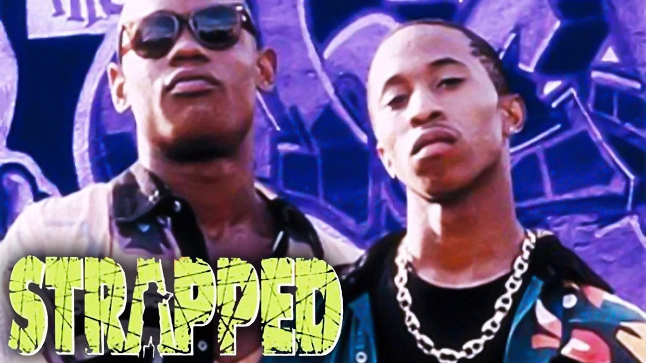 Strapped - 剧照