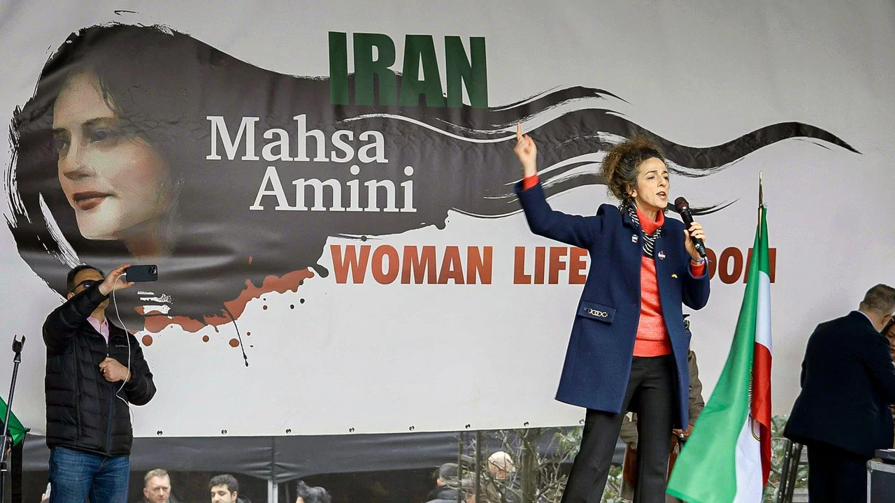 Femme, vie, libert&eacute; : Une r&eacute;volution iranienne - 剧照