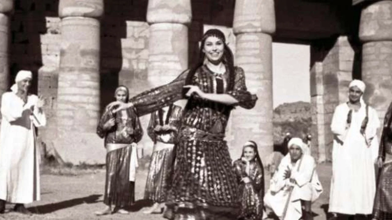 غرام في الكرنك - 剧照