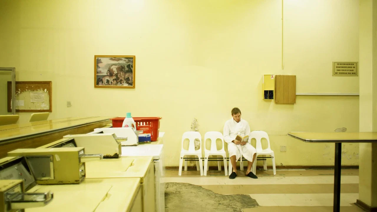 Dirty Laundry - 剧照