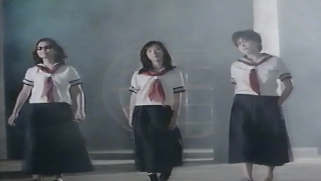 逆さ吊し縛り縄 - 剧照