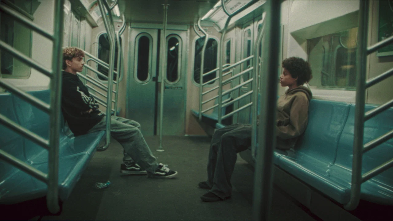 Night Train - 剧照