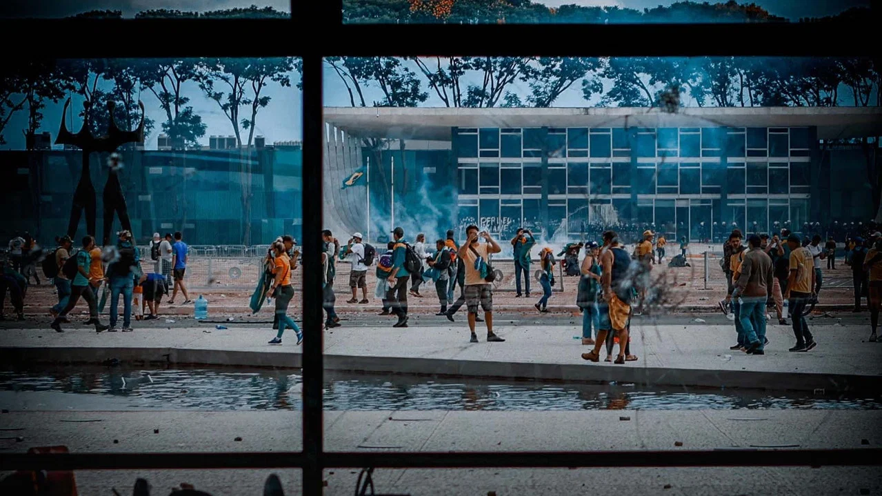 8/1 &ndash; A Democracia Resiste - 剧照
