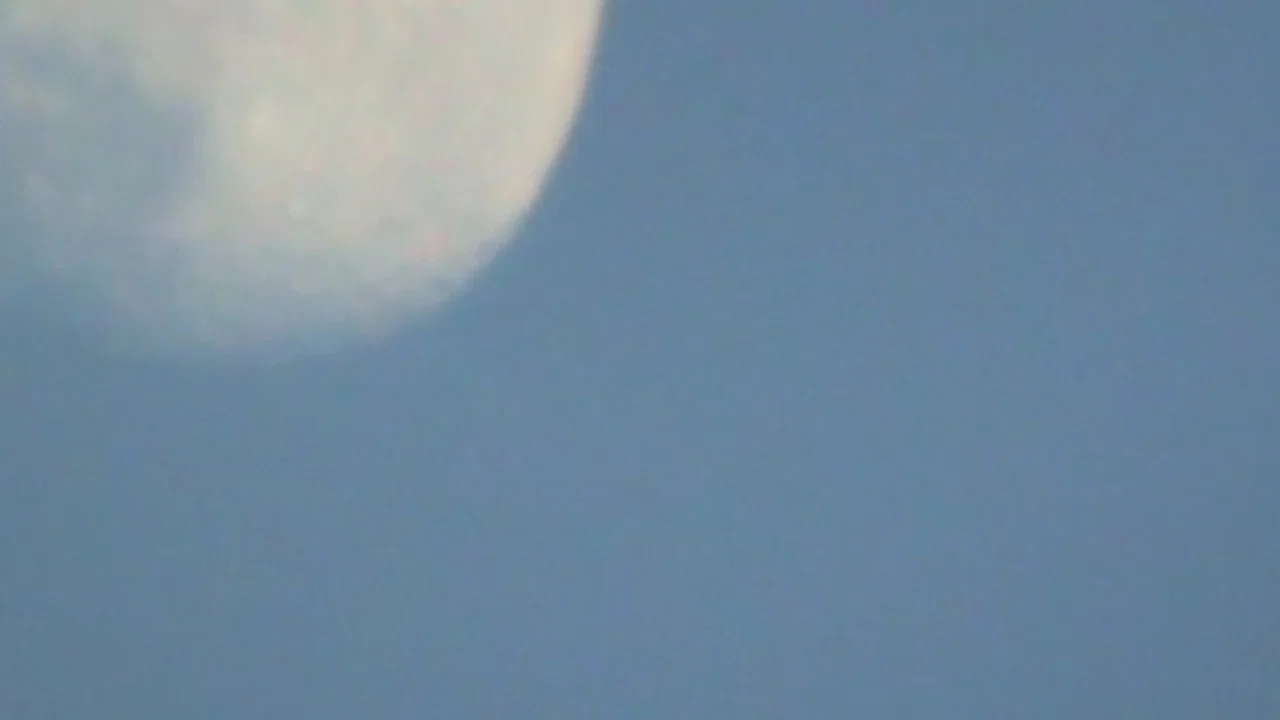 Moonwalk - 剧照