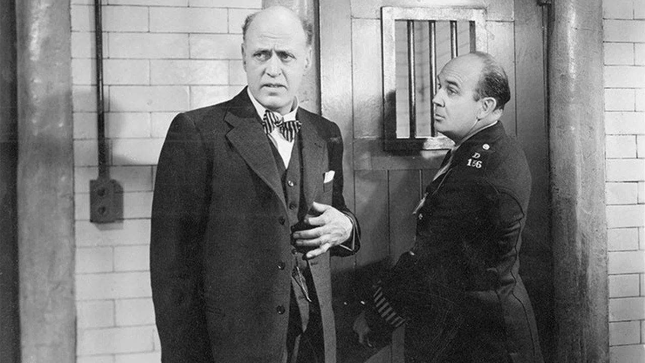 Inspector Hornleigh Goes to It - 剧照