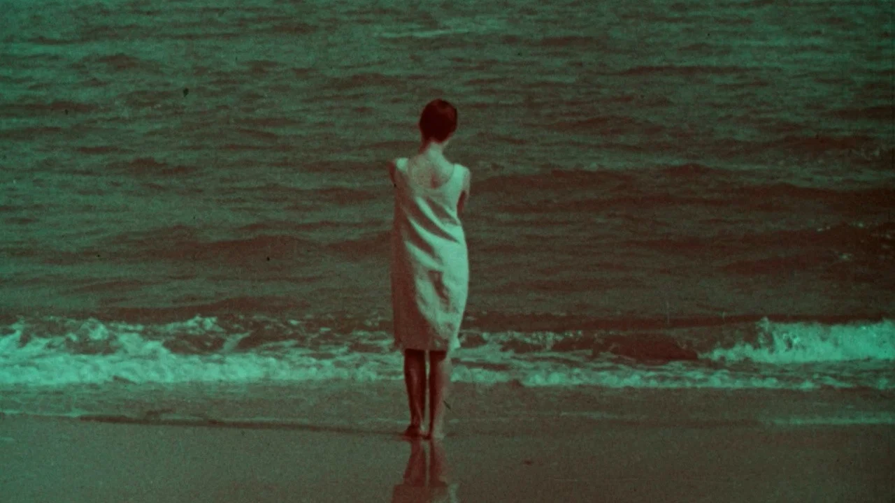 Входящая В Море - 剧照