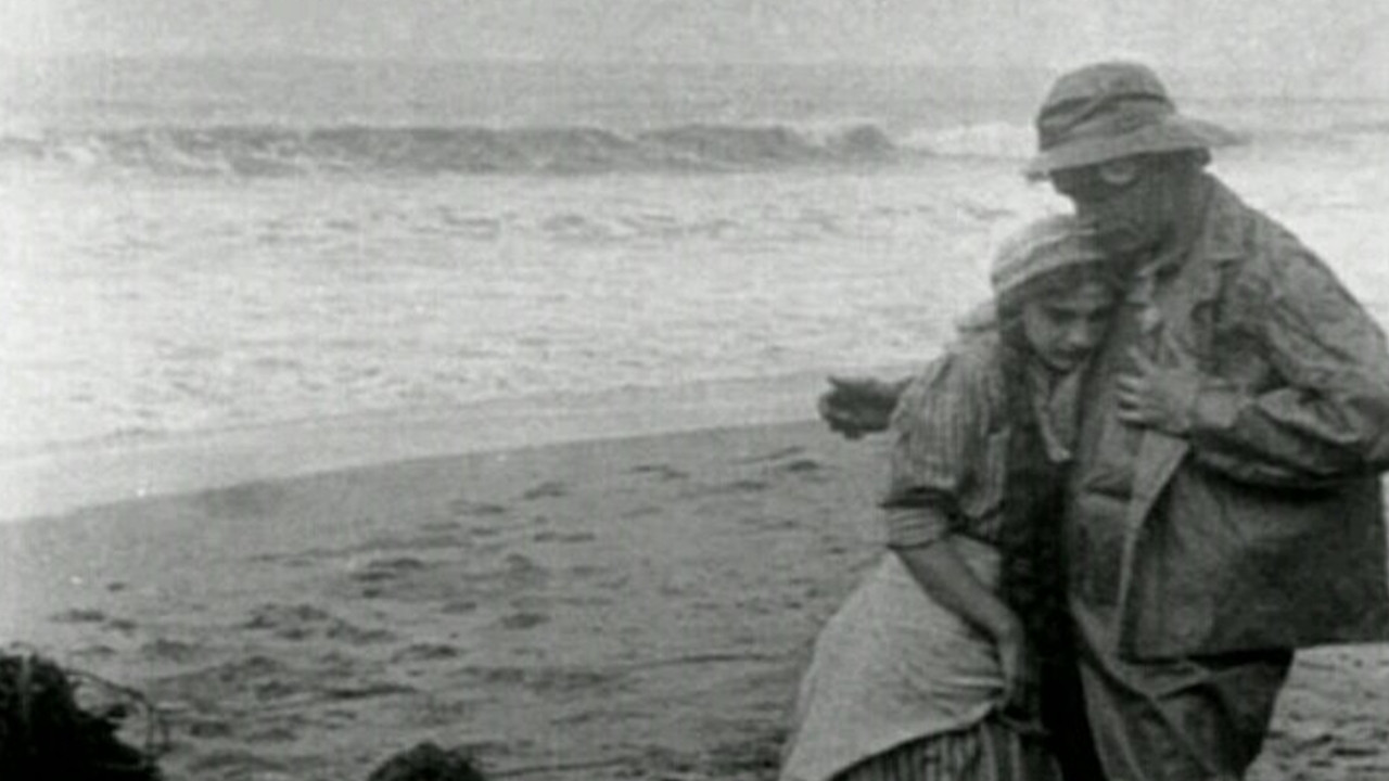 The Unchanging Sea - 剧照