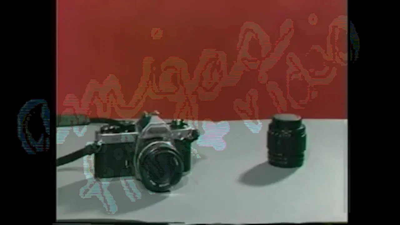 Deformed Analog Personality - 剧照