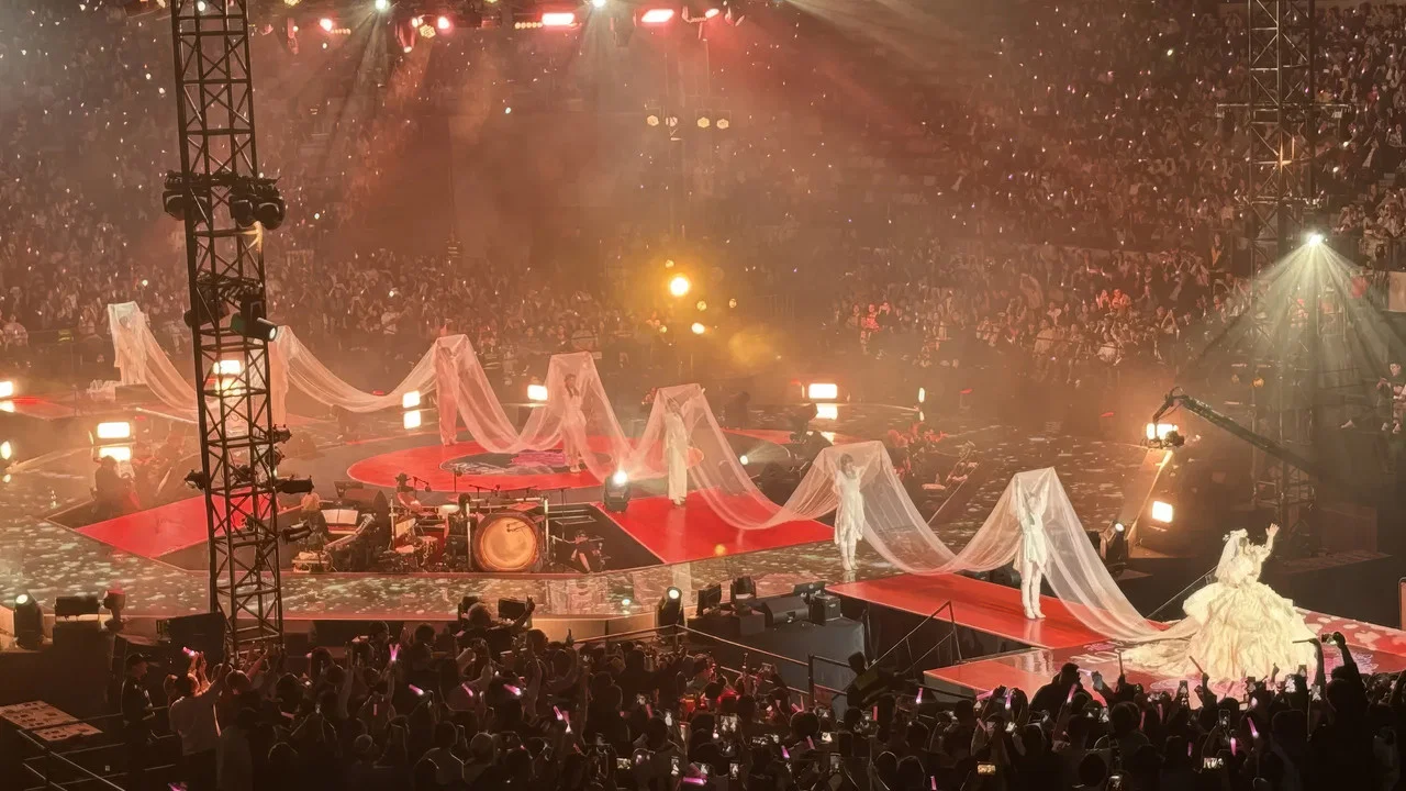 滨崎步 亚洲巡回演唱会 ～24周年特别公演＠PIA ARENA MM～ - 剧照