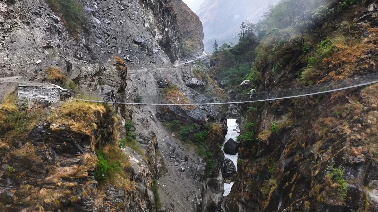 Himalayas - 剧照