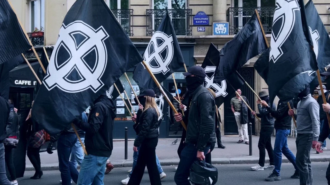 White power : au c&oelig;ur de l'extr&ecirc;me droite europ&eacute;enne - 剧照