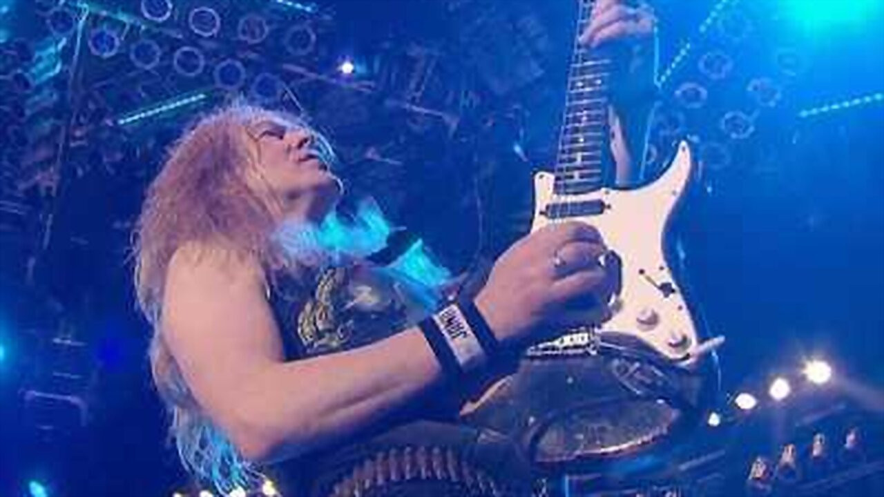 Iron Maiden: Behind the Beast - 剧照