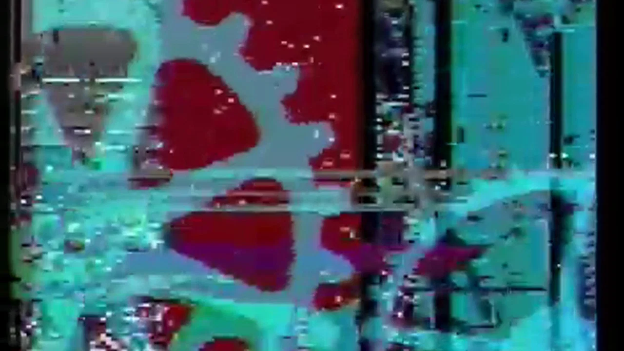 TV WAR - 剧照