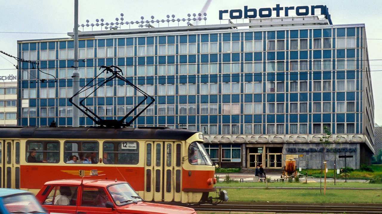 Robotron - High Tech made in GDR - 剧照
