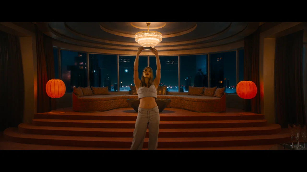 她的私人地狱 - 剧照