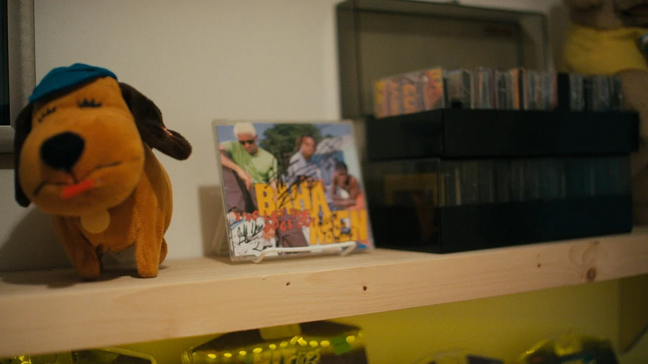 Who Let The Dogs Out - 剧照
