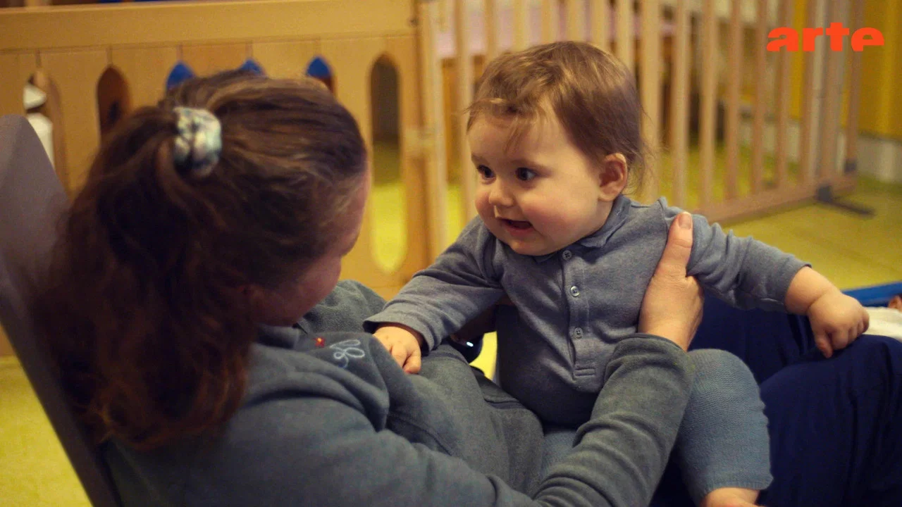 Cr&egrave;ches, razzia sur les b&eacute;b&eacute;s - 剧照