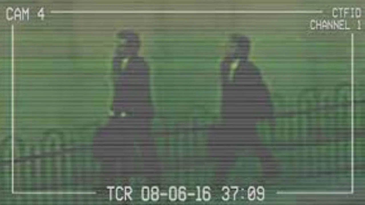 במעגל סגור - 剧照