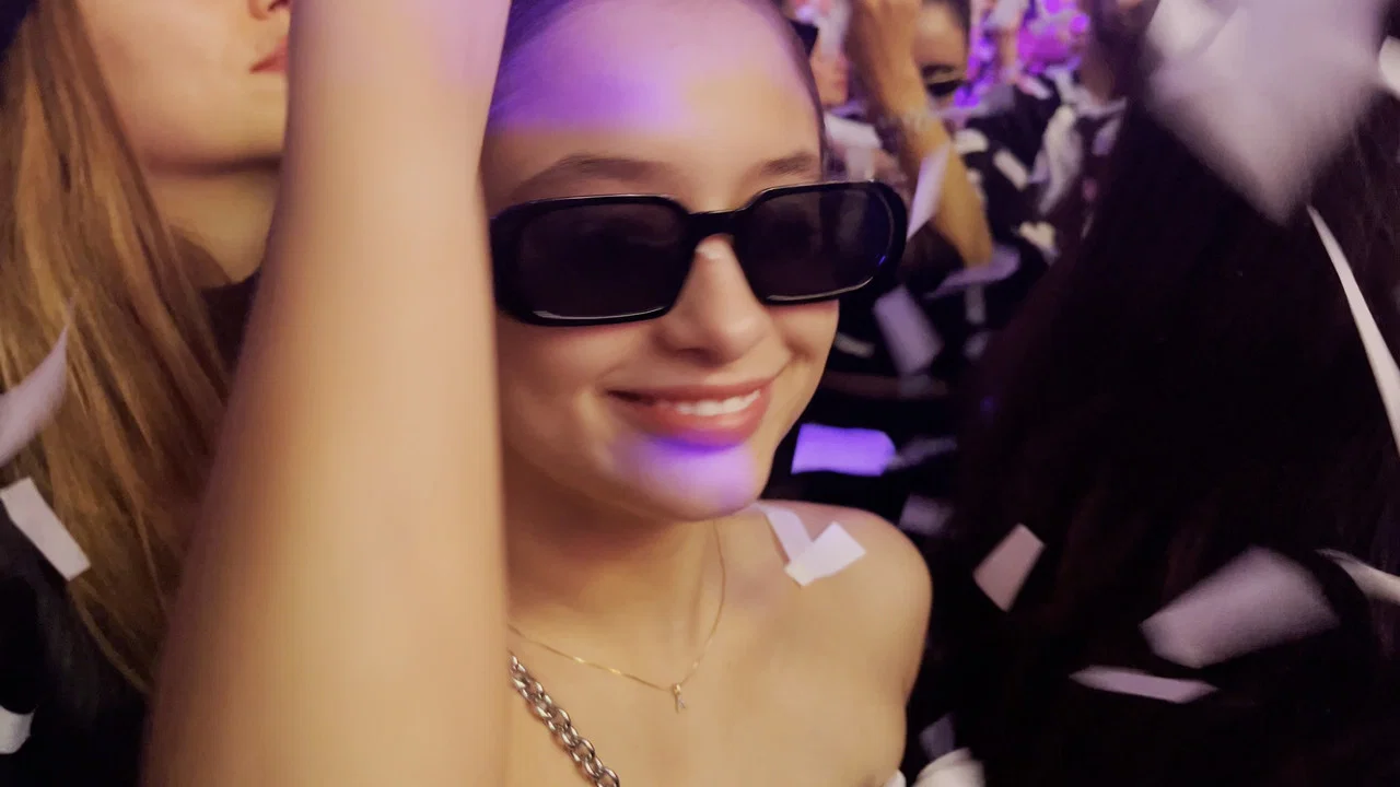 Rave por la noche, After por la ma&ntilde;ana - 剧照