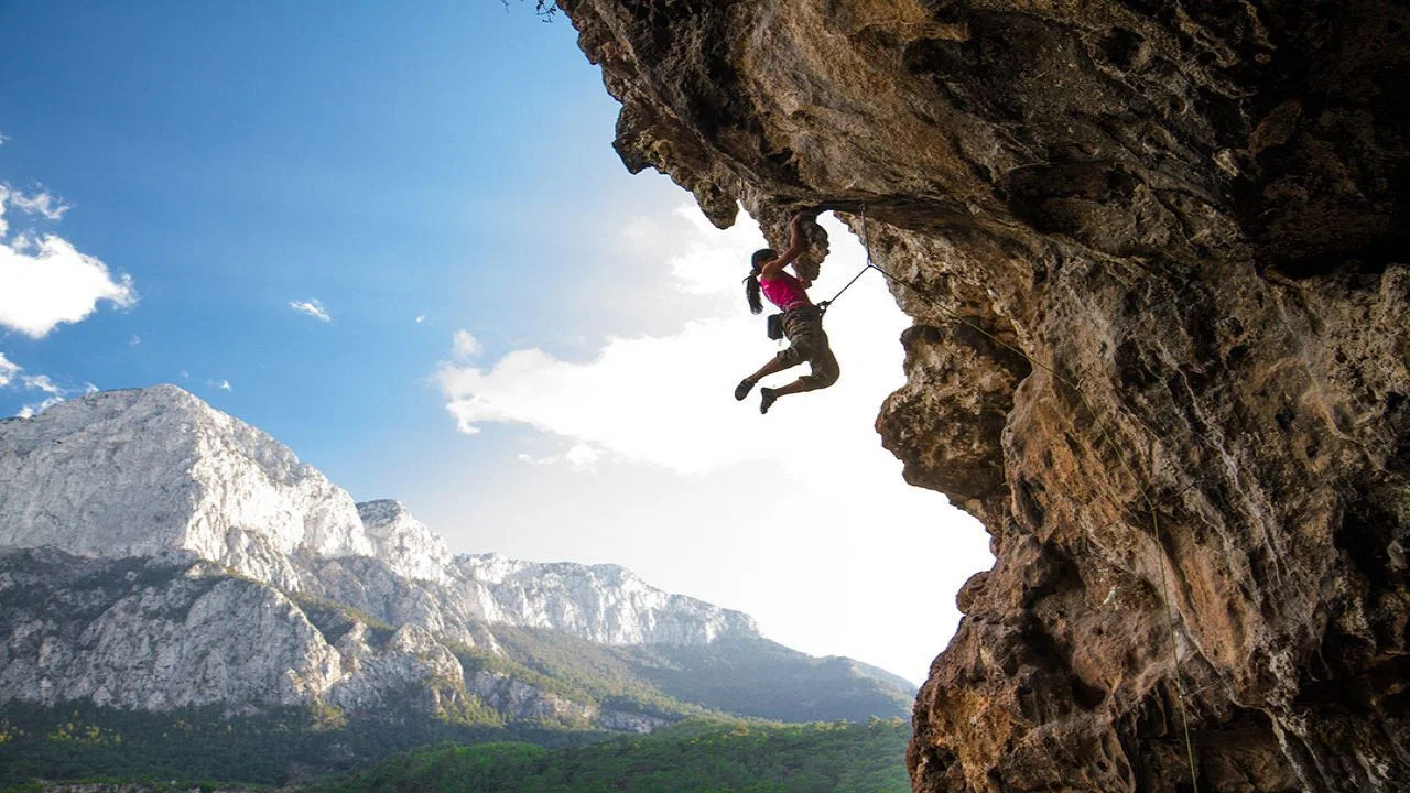Climbing Iran - 剧照
