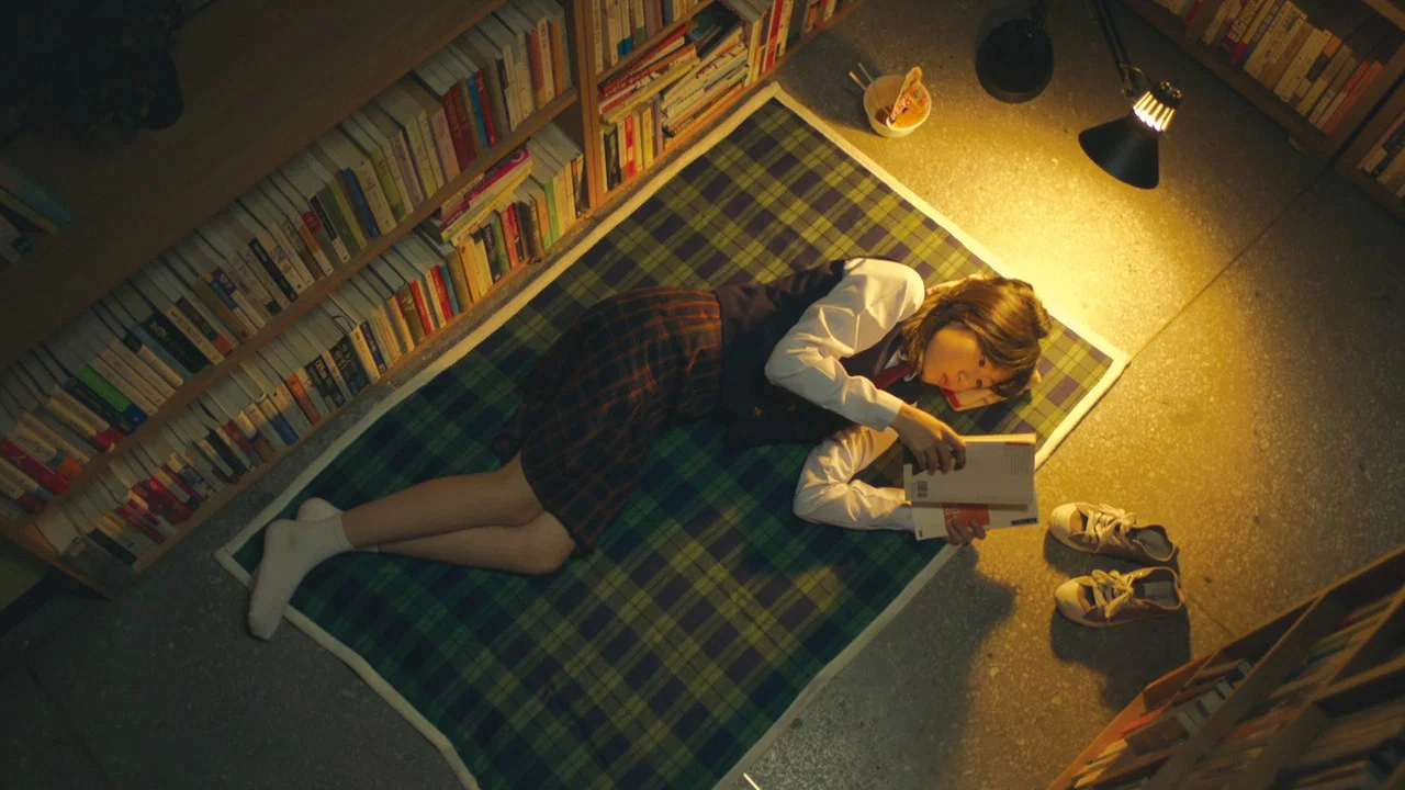 女初中生A - 剧照