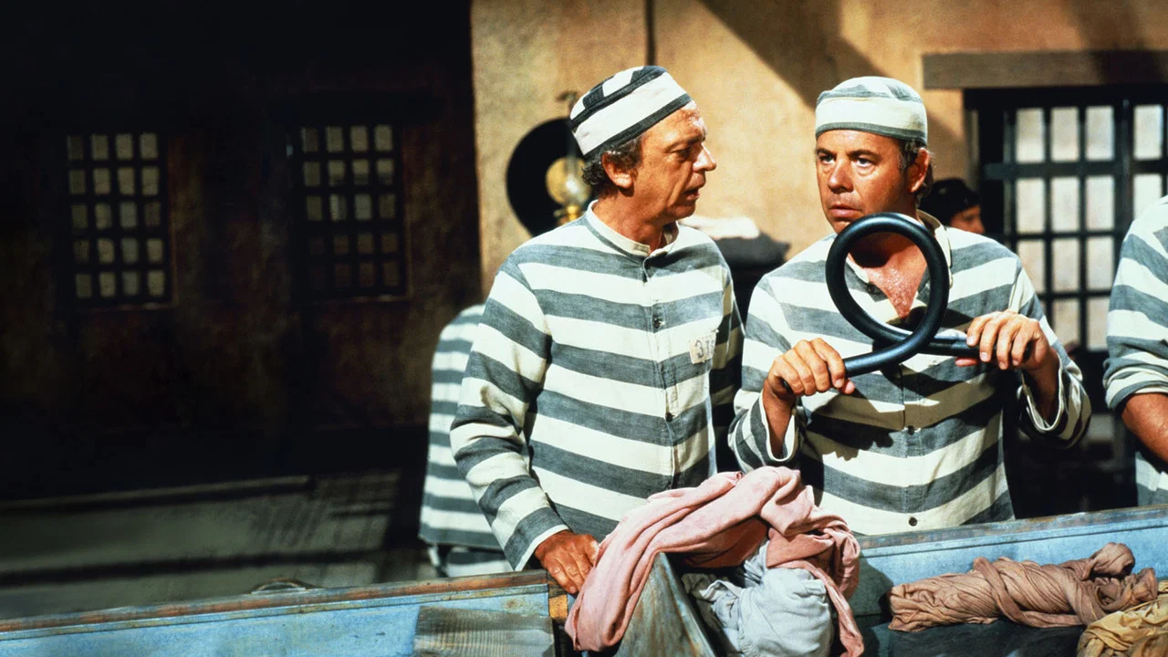 The Apple Dumpling Gang Rides Again - 剧照