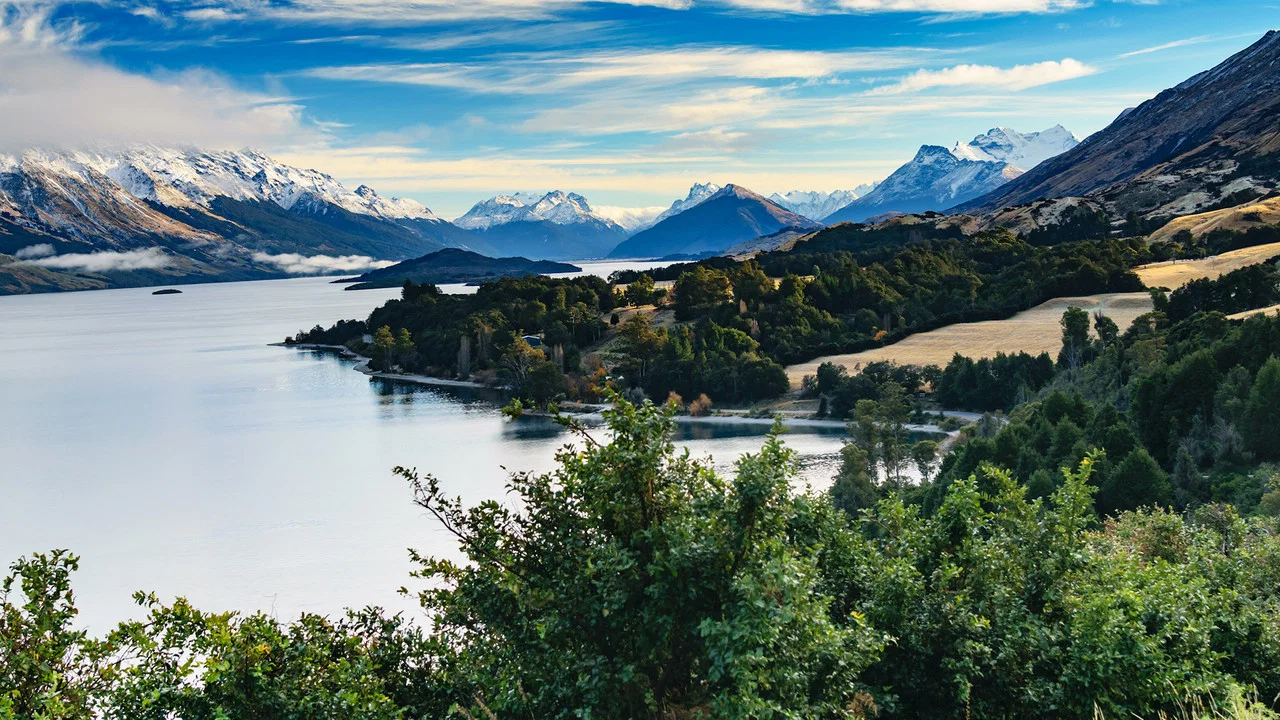 New Zealand: Earth's Mythical Islands - 剧照