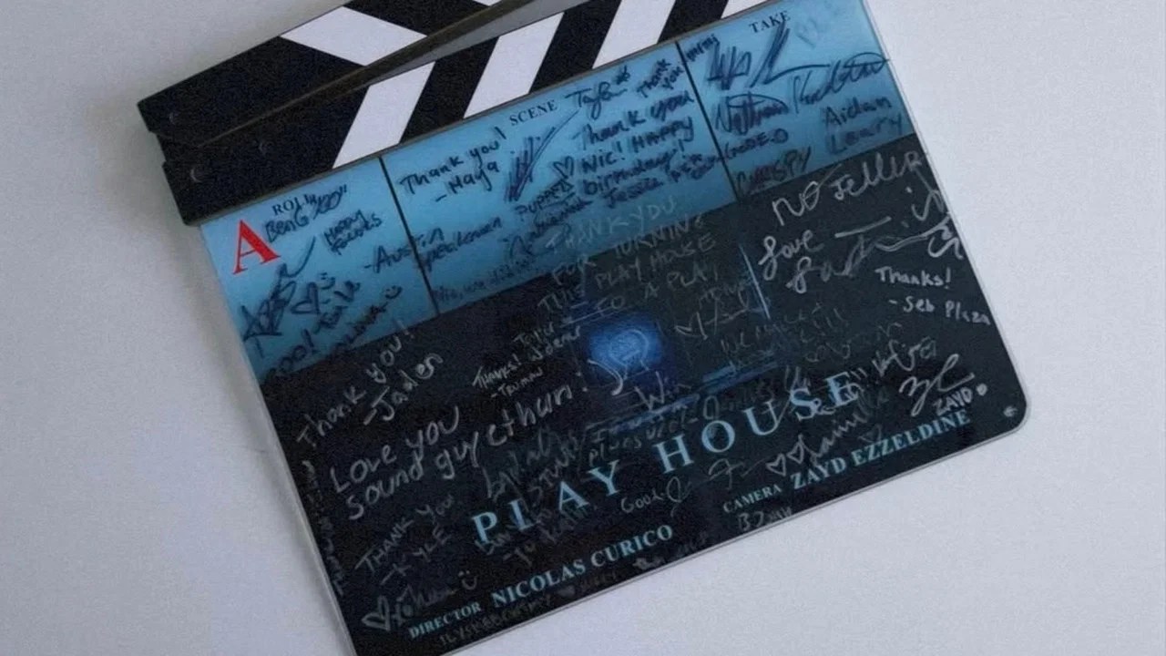 Play House - 剧照