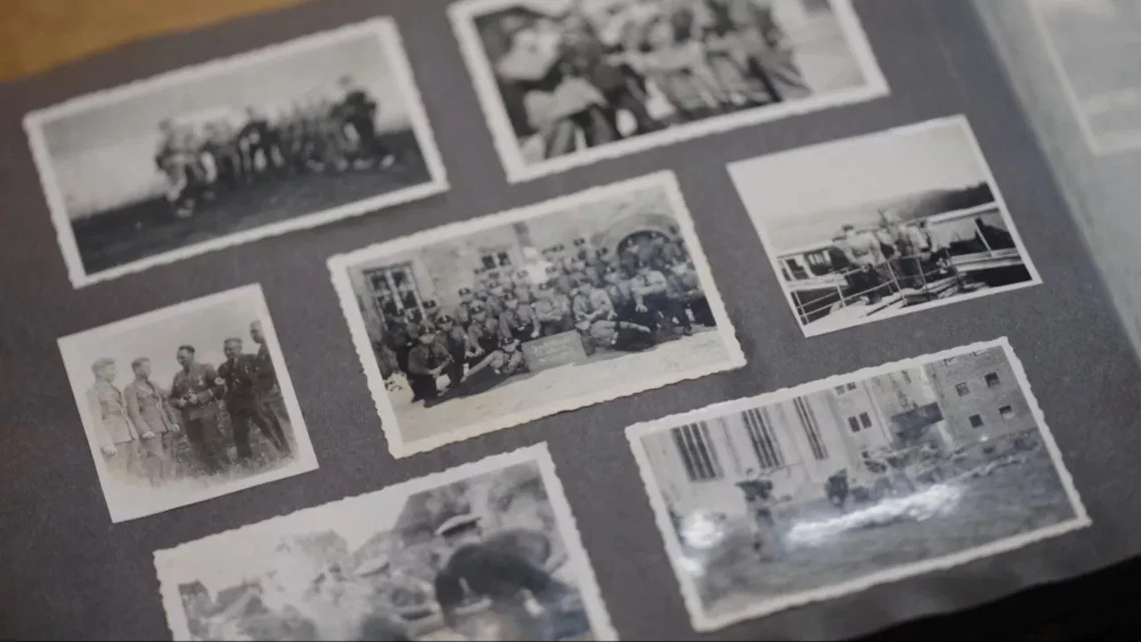 L'Album SS retrouv&eacute; - 剧照