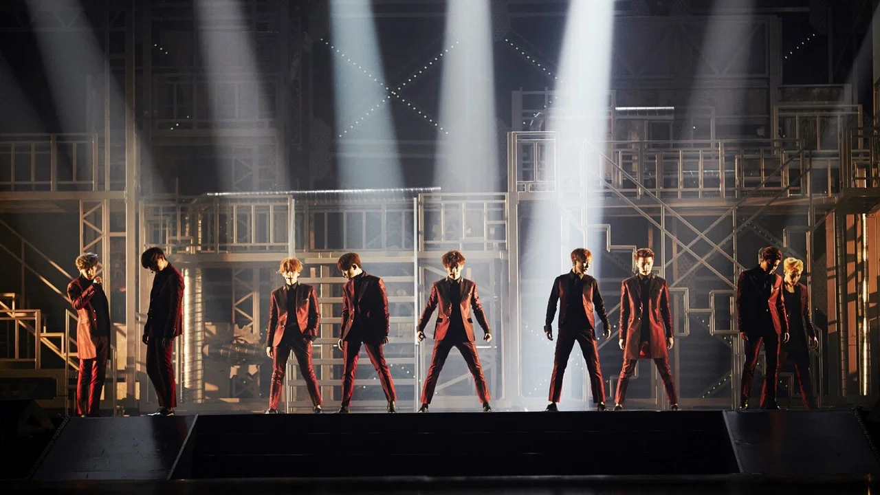 EXO 2015二巡The EXO'luxion日本场演唱会 - 剧照