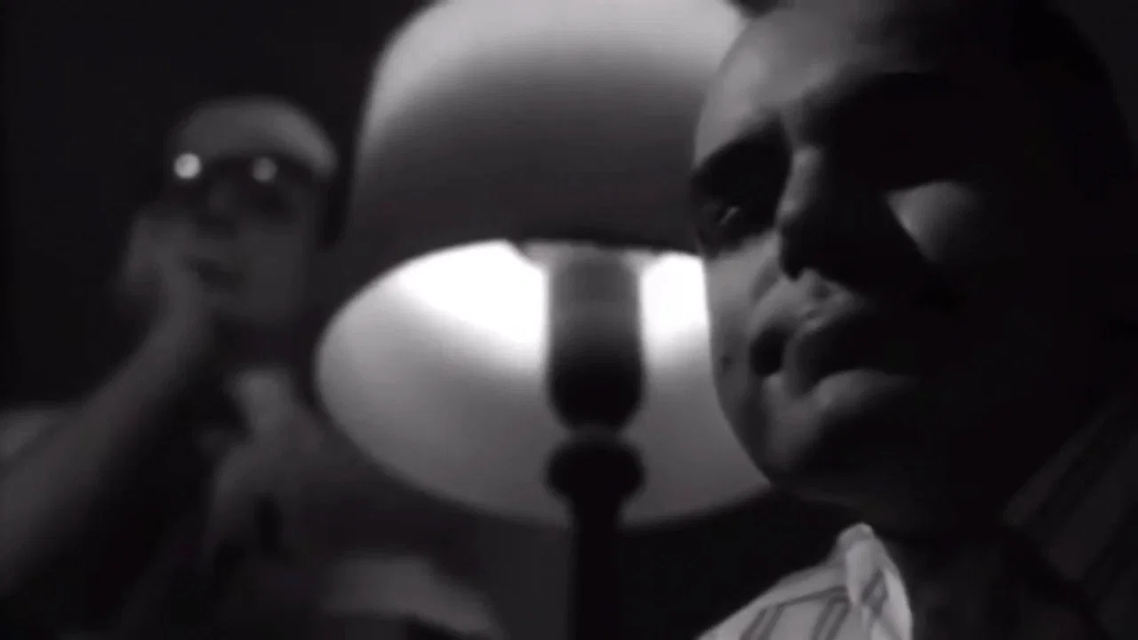 Some Folks Call It a Sling Blade - 剧照