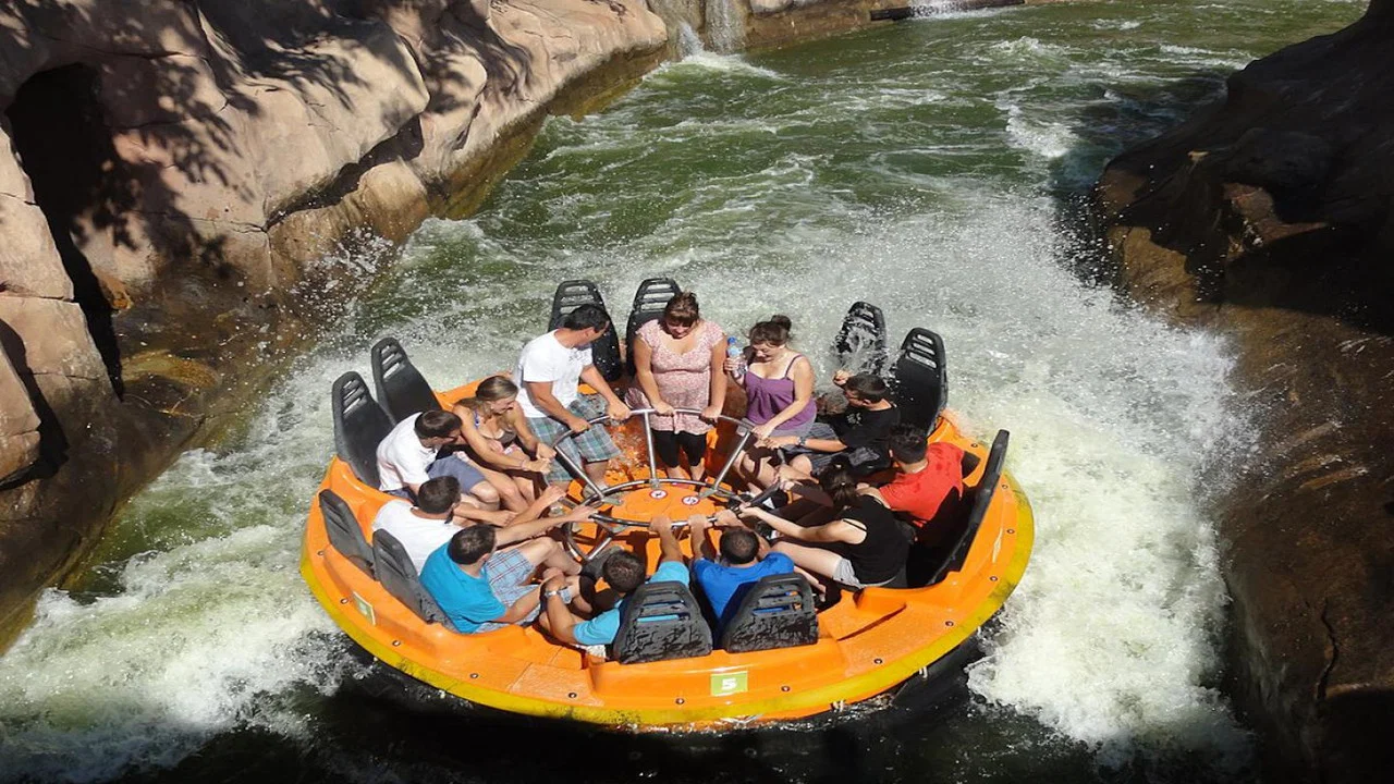 Walibi la techno des attractions - 剧照