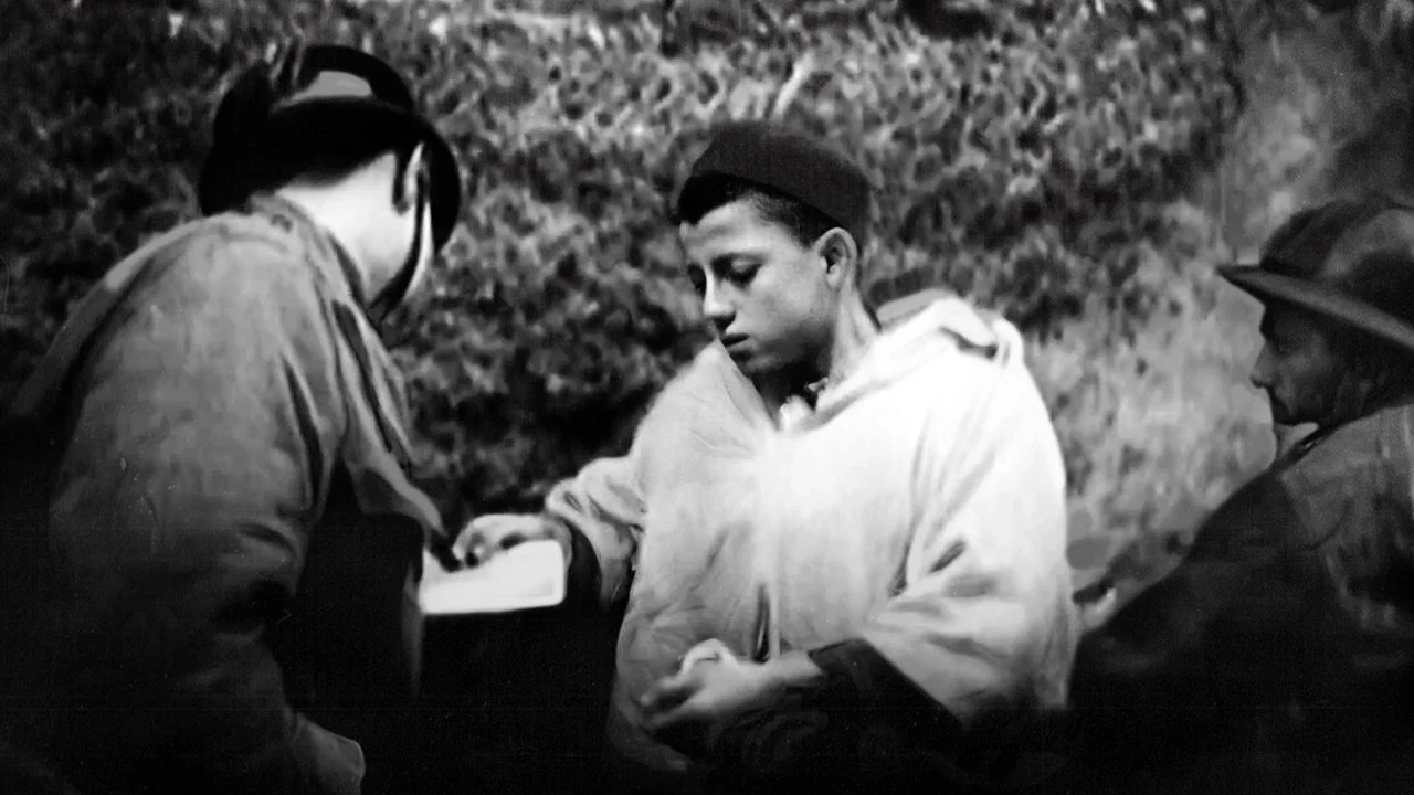 Alg&eacute;rie 1954, La R&eacute;volte D'un Colonis&eacute; - 剧照