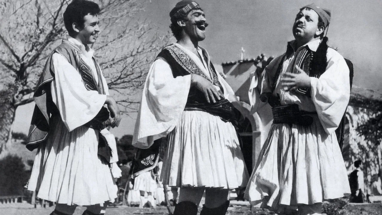 &Tau;&alpha; &Sigma;&alpha;&rho;ά&nu;&tau;&alpha; &Pi;&alpha;&lambda;&lambda;&eta;&kappa;ά&rho;&iota;&alpha; - 剧照