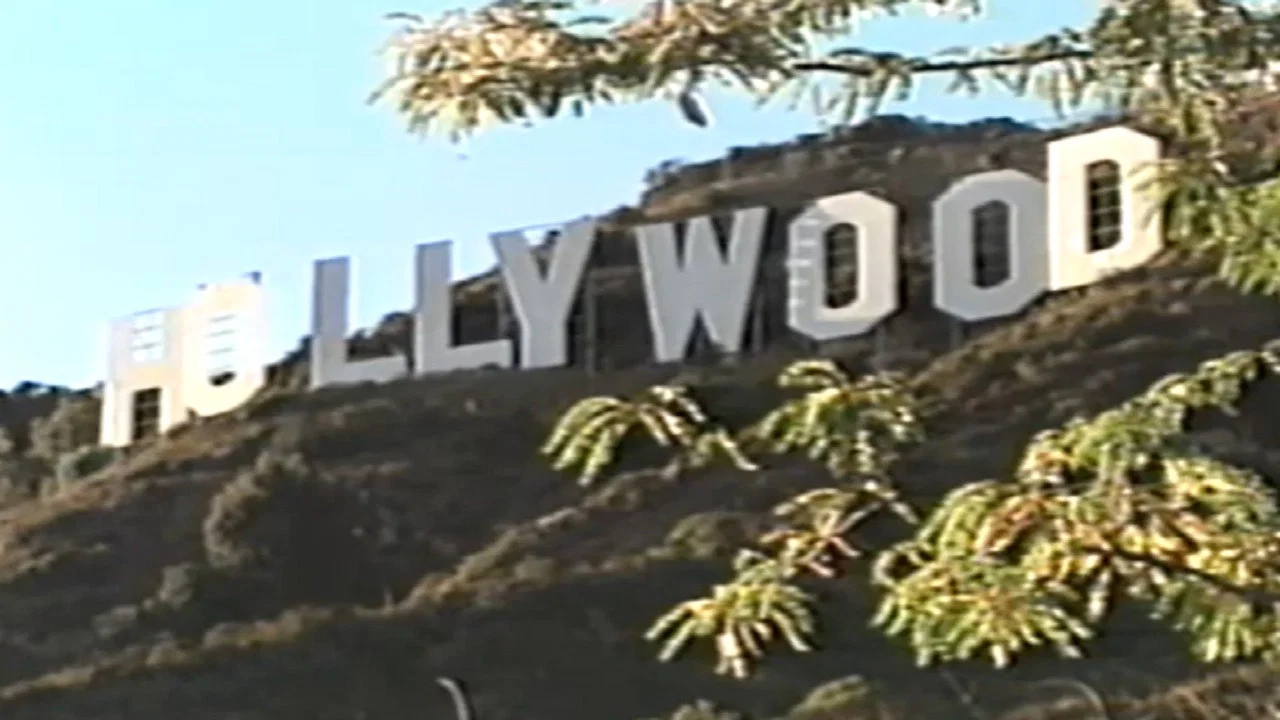 Hollywood Haunts - 剧照