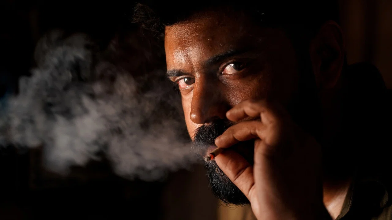 തുറമുഖം - 剧照