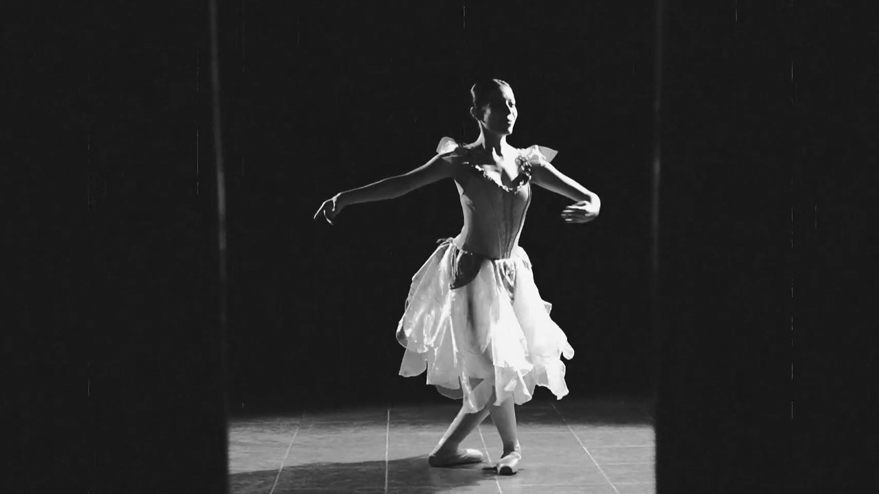 Copp&eacute;lia - 剧照