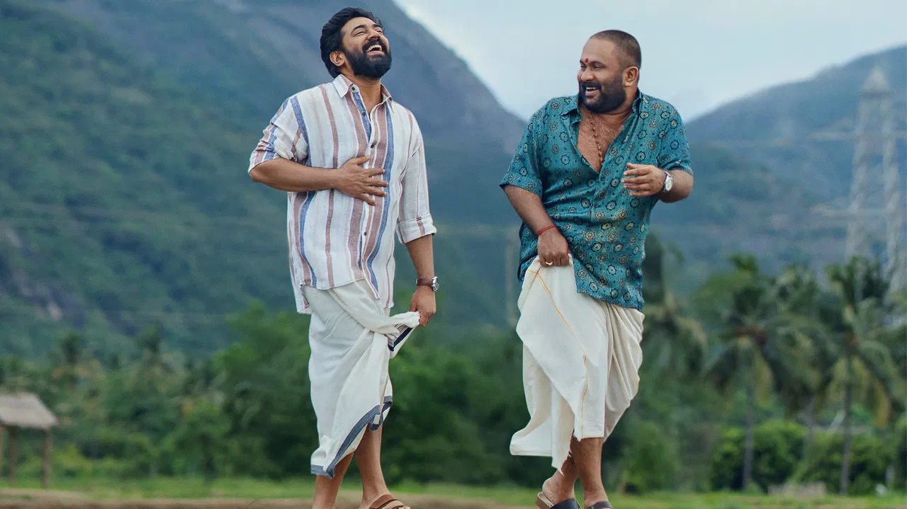 സർവം മായ - 剧照