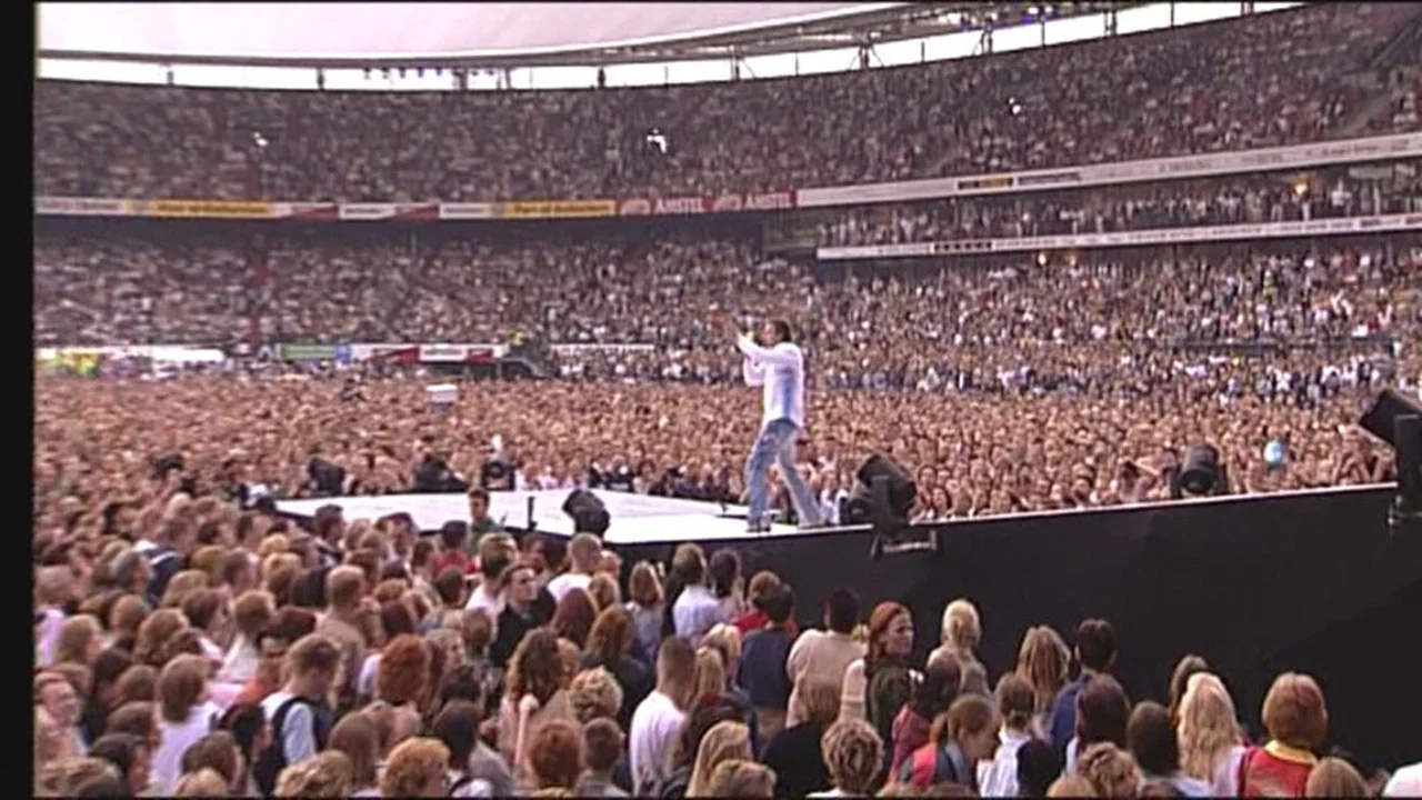 Marco Borsato - Onderweg [live in de kuip] - 剧照