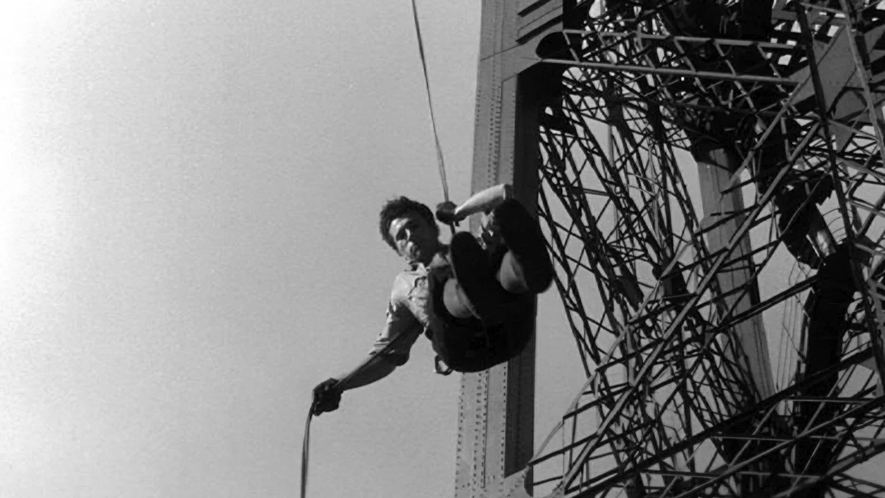 &Agrave; l'Assaut de la Tour Eiffel - 剧照