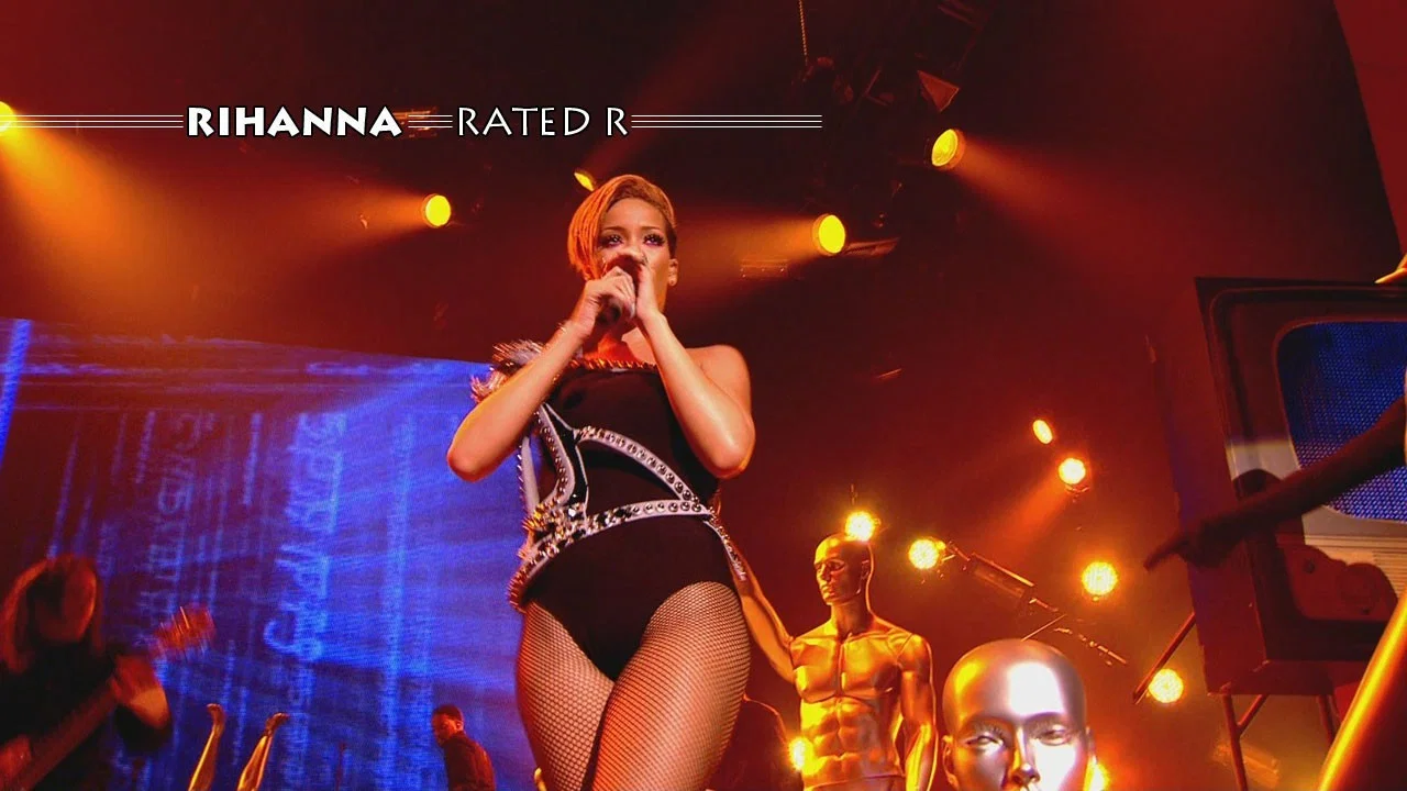 Rihanna - Rated R Launch Party - 剧照