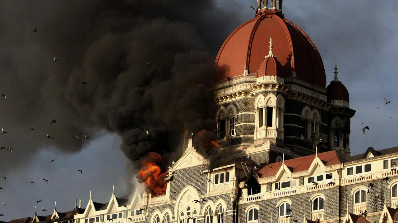 Surviving Mumbai - 剧照