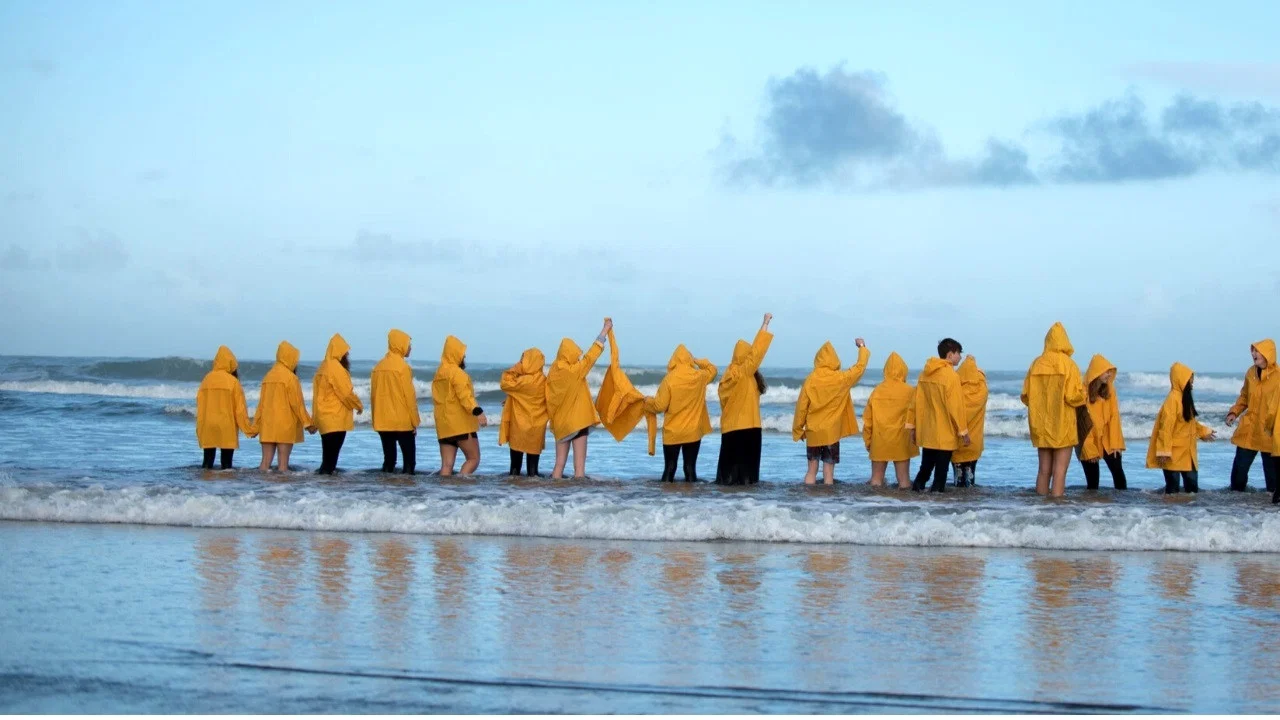 High Tide Don&rsquo;t Hide - 剧照