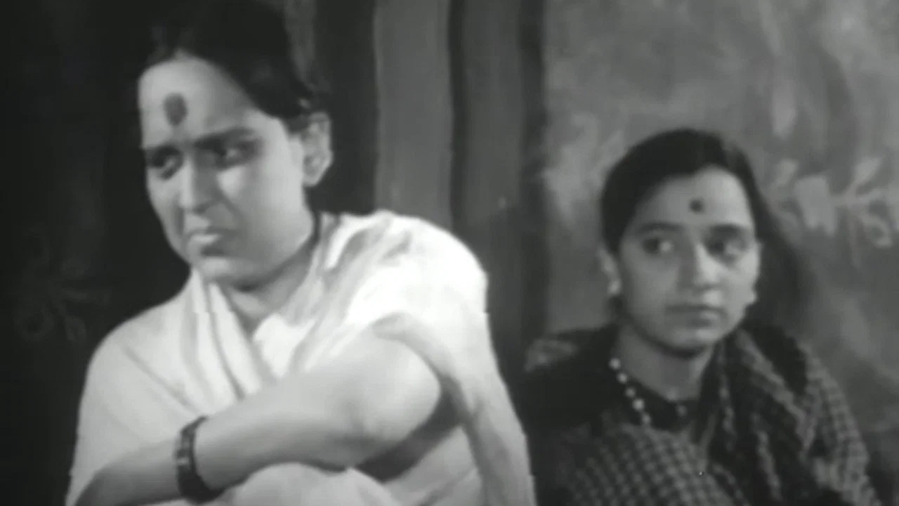 स्मृतीचित्रे - 剧照