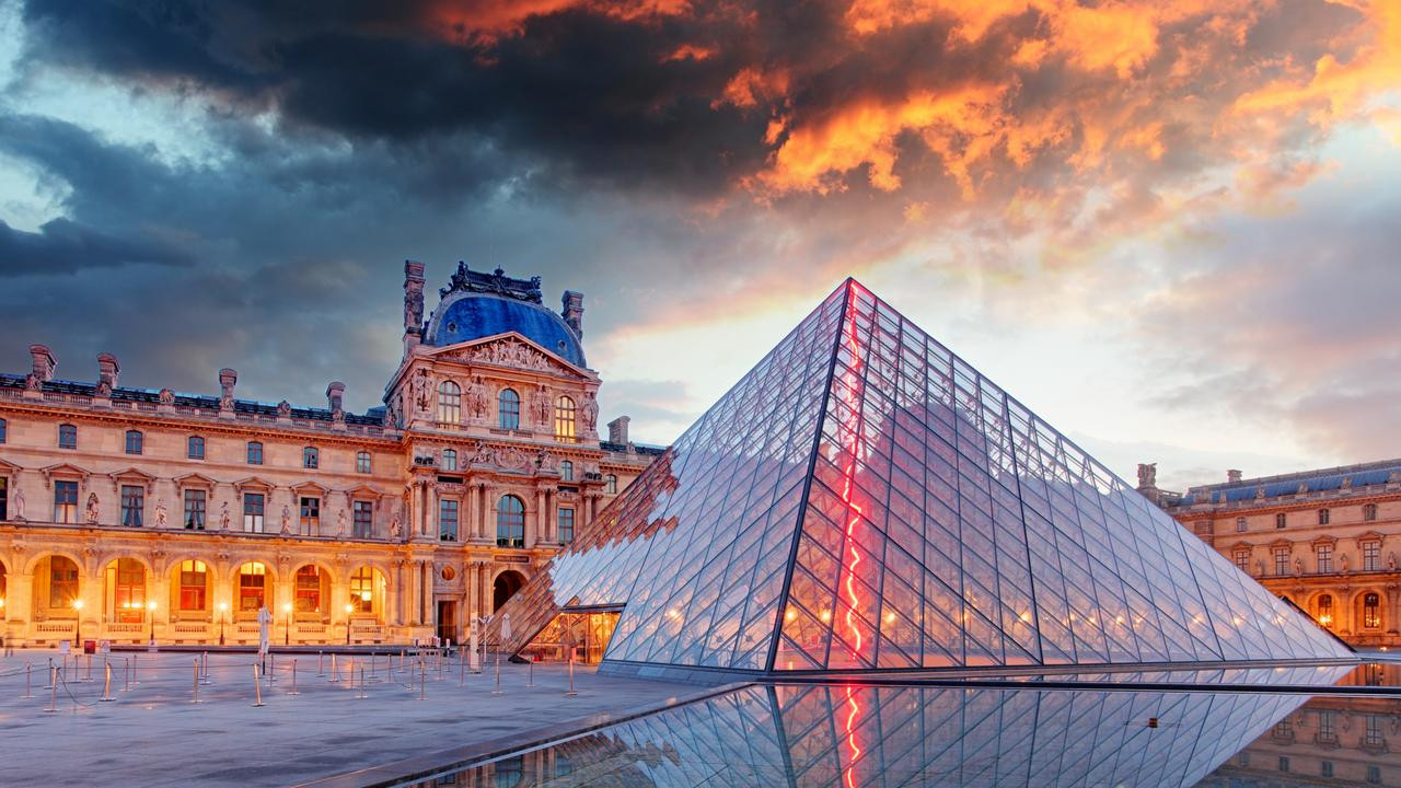 Le Louvre d&eacute;m&eacute;nage - 剧照
