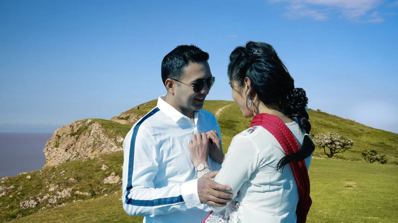 Tujhe Dekhne Se Pehle - 剧照