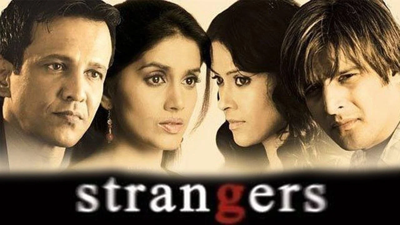 Strangers - 剧照